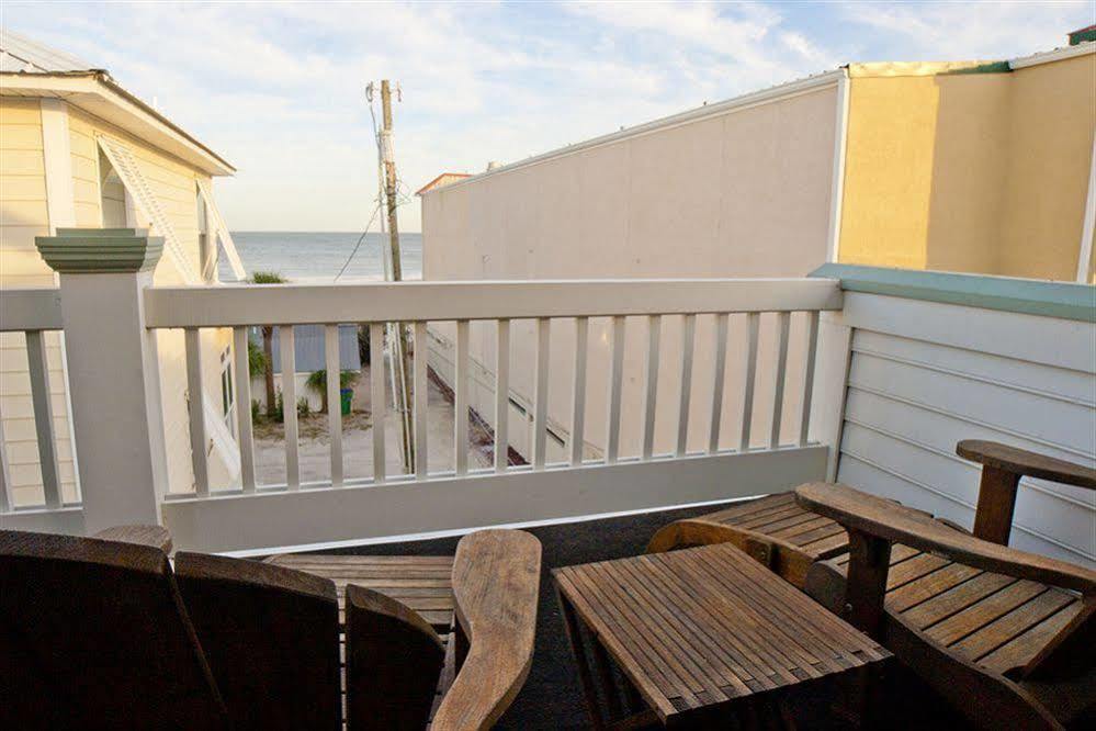 Desoto Beach Gardens 티베아일랜드 외부 사진